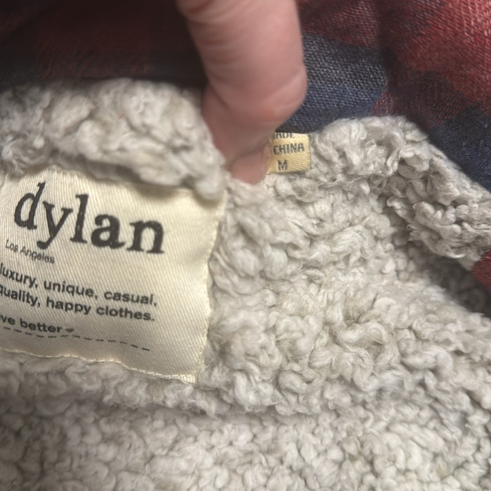 DYLAN Plaid Sherpa lined Vest size medium - Picture 9 of 11